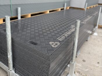 Kunststof rijplaten set stapelkrat