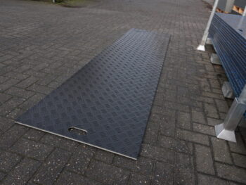 PE Rijplaten 300x50x1.8 cm